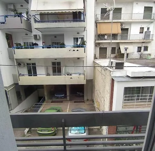 Cherry - Happyhostgr - Downtown Volos