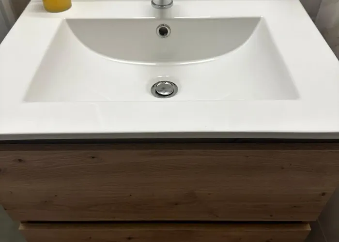 Cherry - Happyhostgr - Downtown